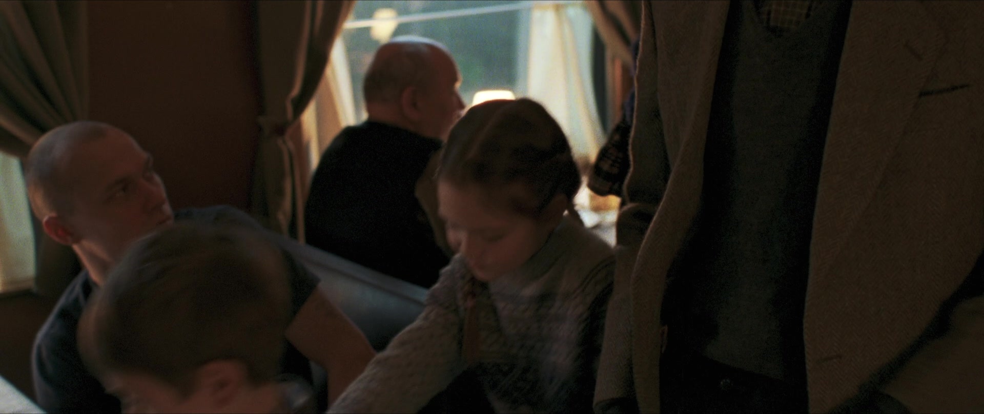 Compartiment n°6 (2021), wide, 2.38:1 — film still