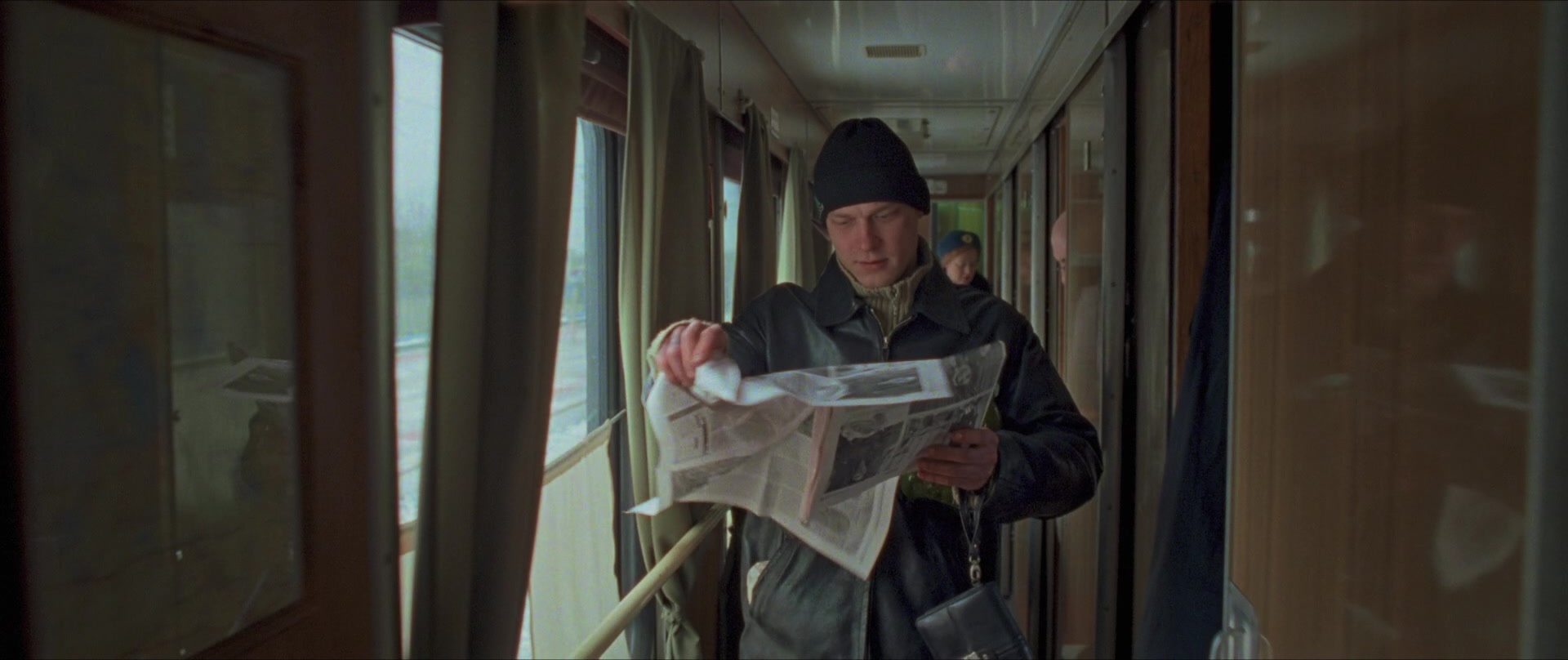 Compartiment n°6 (2021), wide, 2.38:1 — film still