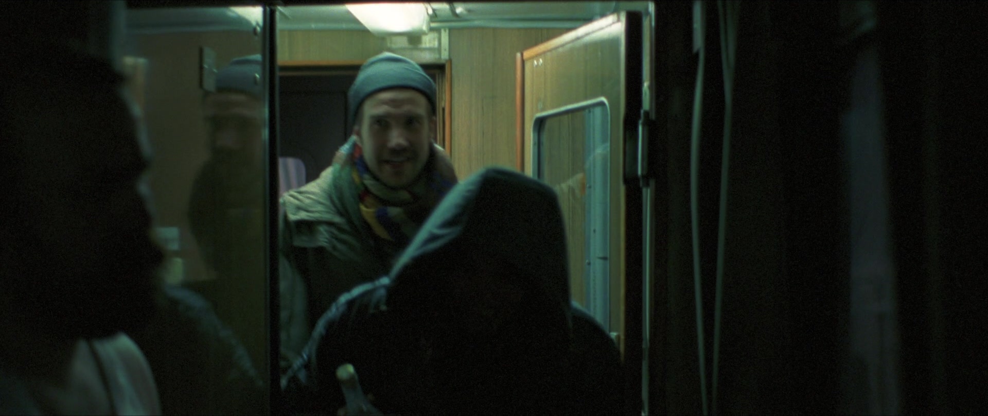 Compartiment n°6 (2021), wide, 2.38:1 — film still