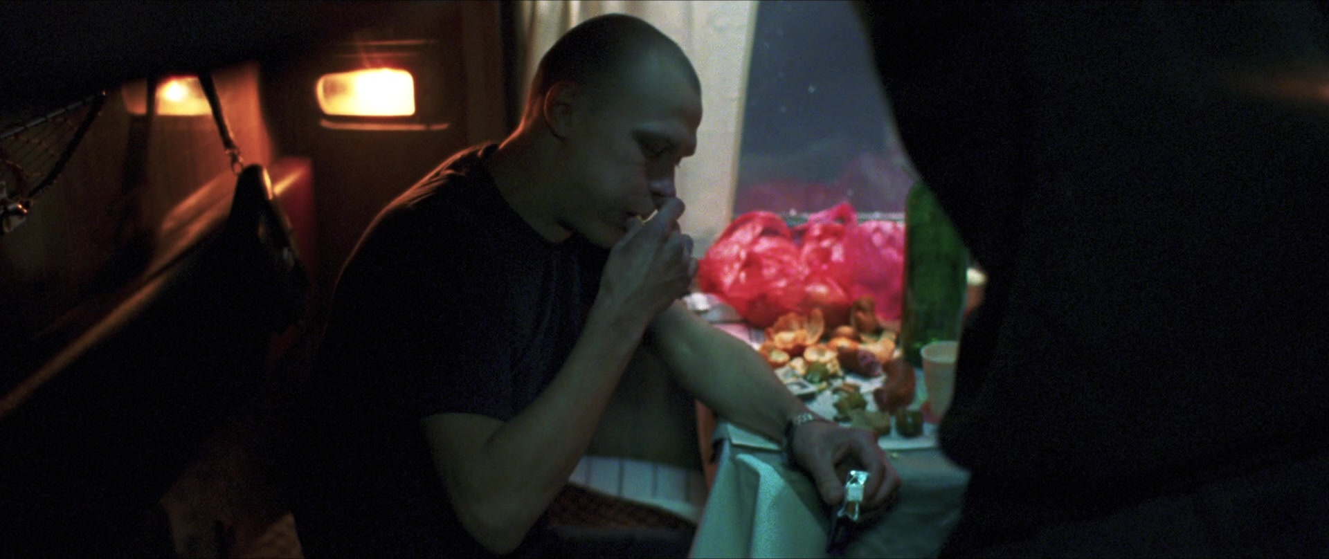 Compartiment n°6 (2021), wide, 2.38:1 — film still