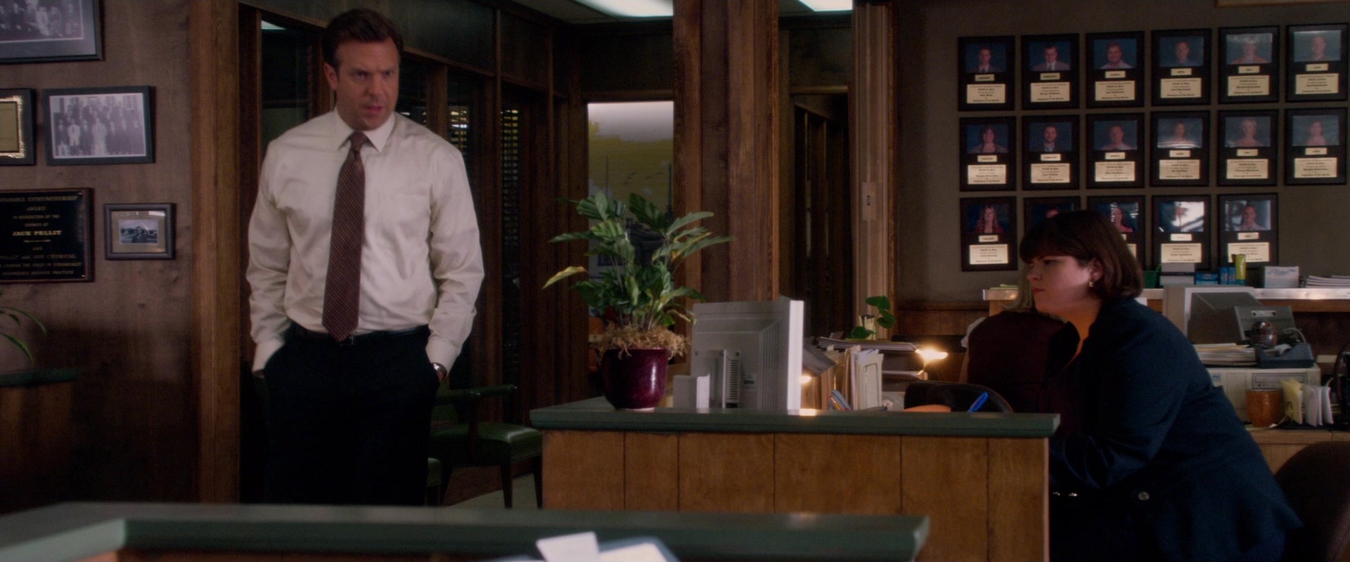 Horrible Bosses (2011), wide, 2.40:1 — film still