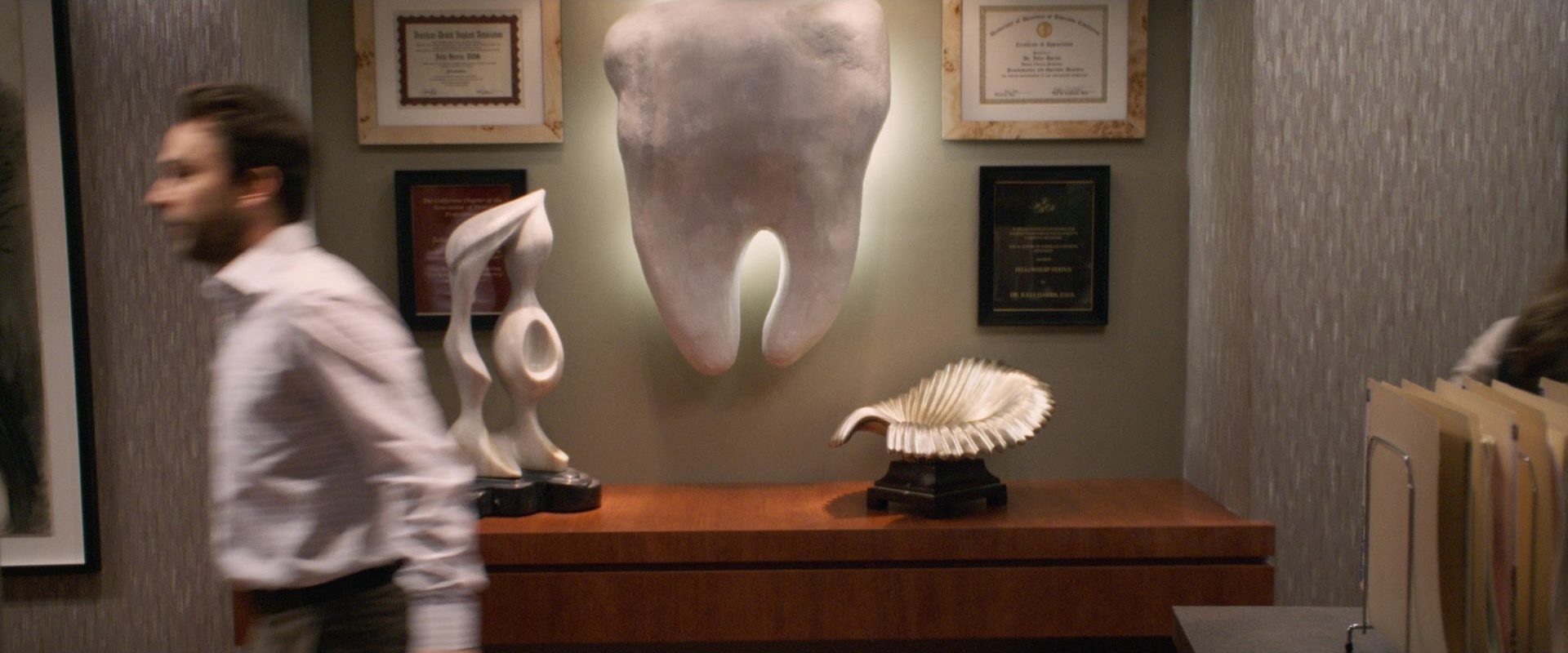 Horrible Bosses (2011), wide, 2.40:1 — film still
