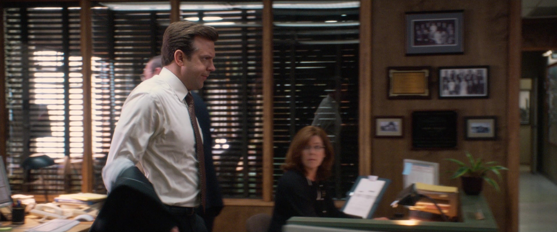 Horrible Bosses (2011), wide, 2.40:1 — film still