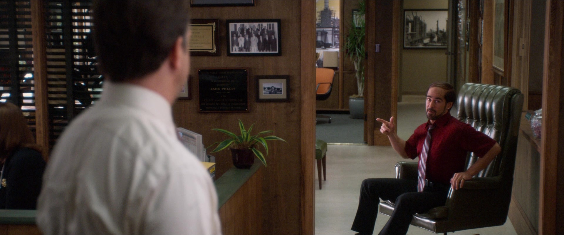 Horrible Bosses (2011), wide, 2.40:1 — film still