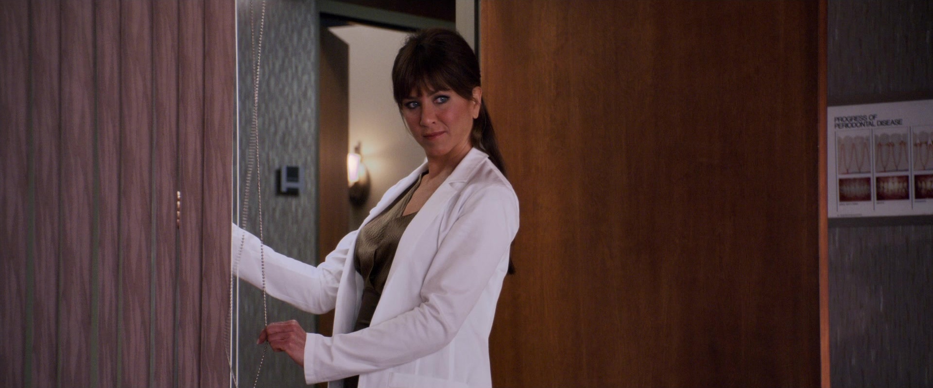 Horrible Bosses (2011), wide, 2.40:1 — film still