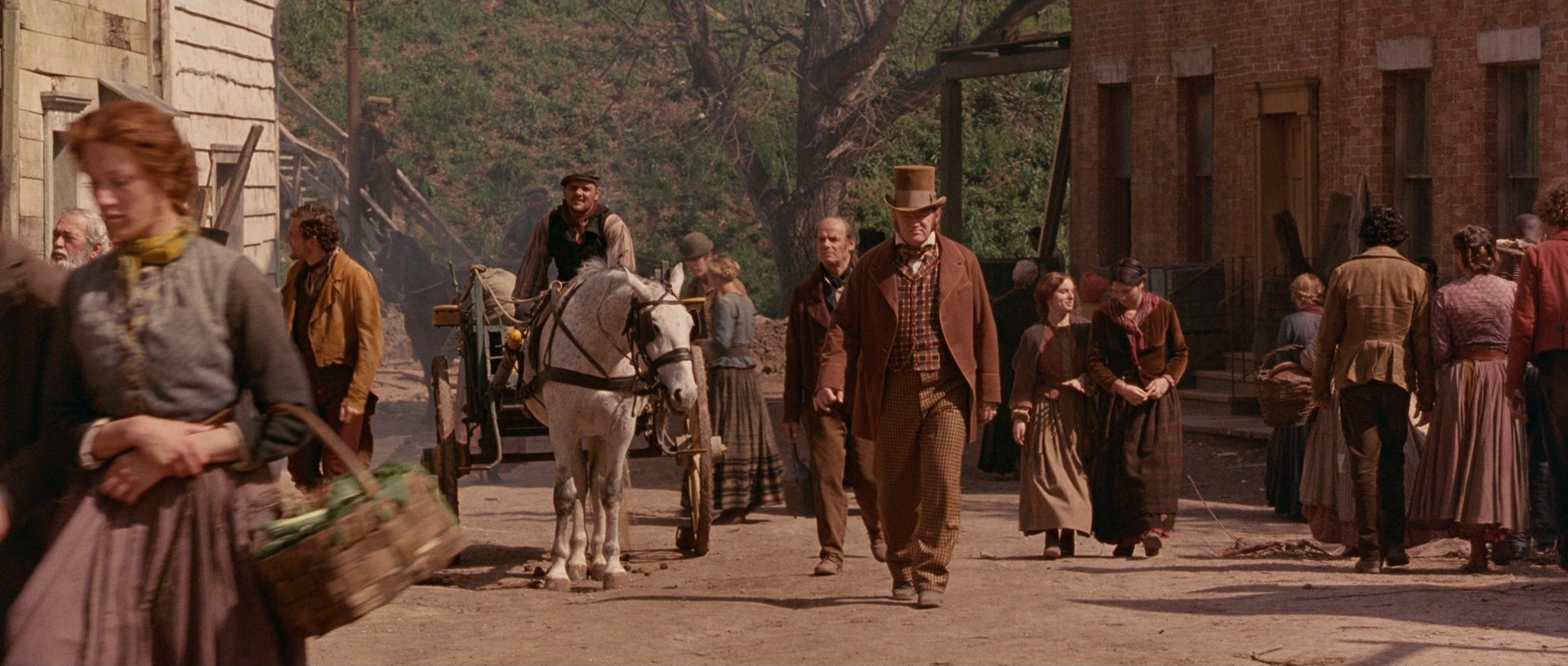 Gangs of New York (2002), wide, 2.35:1 — film still