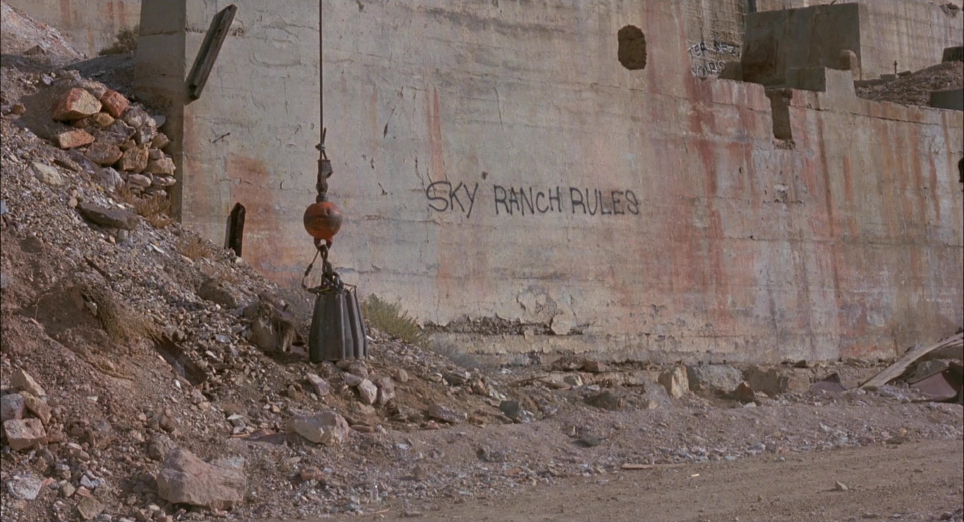 Cherry 2000 (1987), wide, 1.85:1 — film still