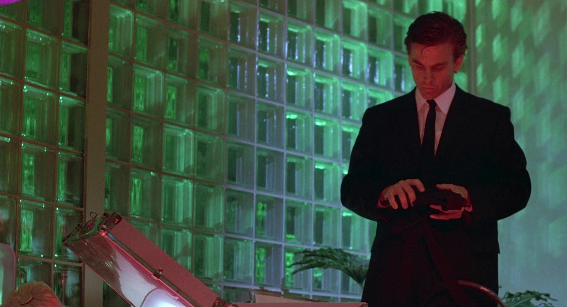 Cherry 2000 (1987), wide, 1.85:1 — film still