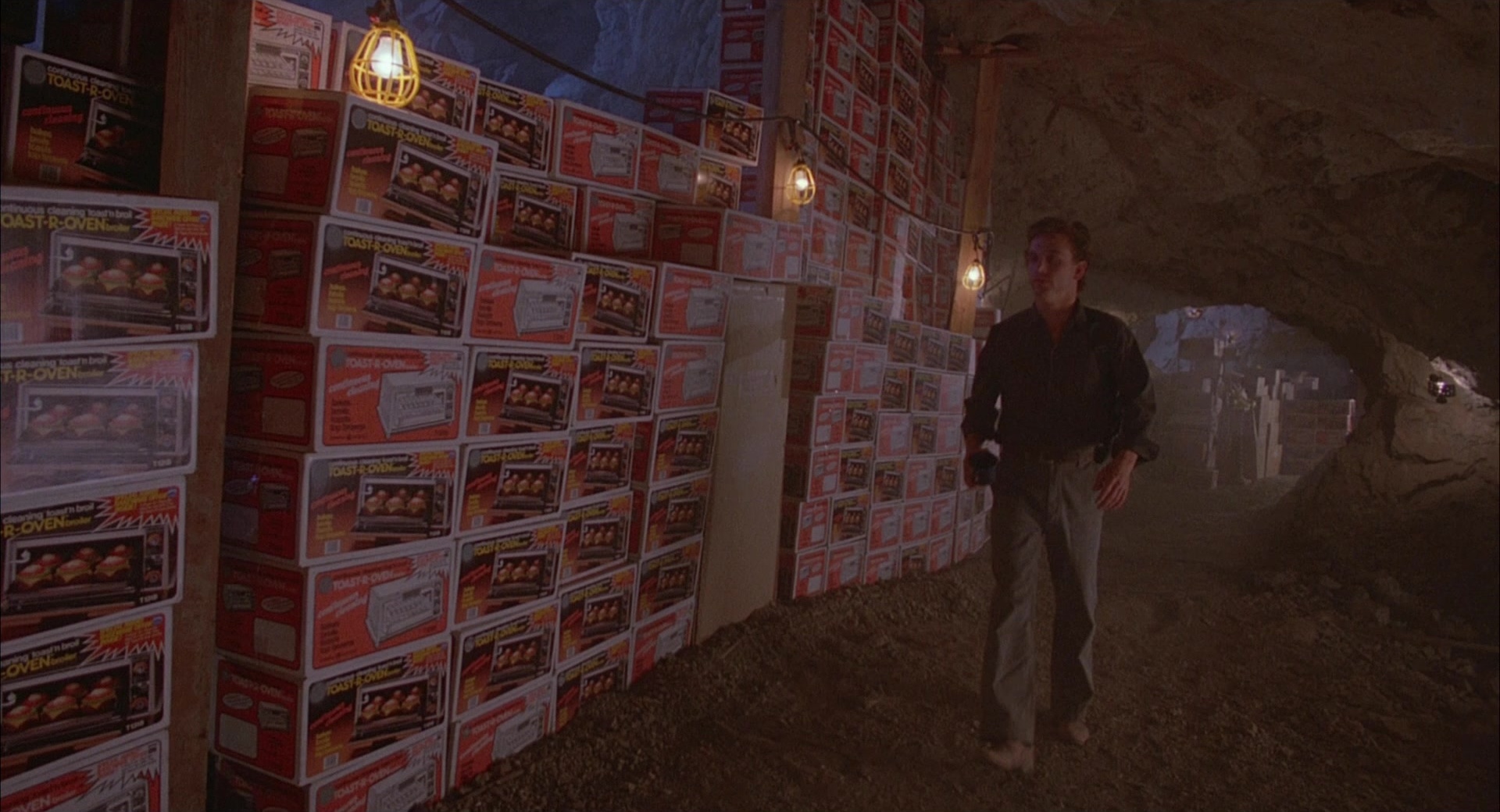 Cherry 2000 (1987), wide, 1.85:1 — film still