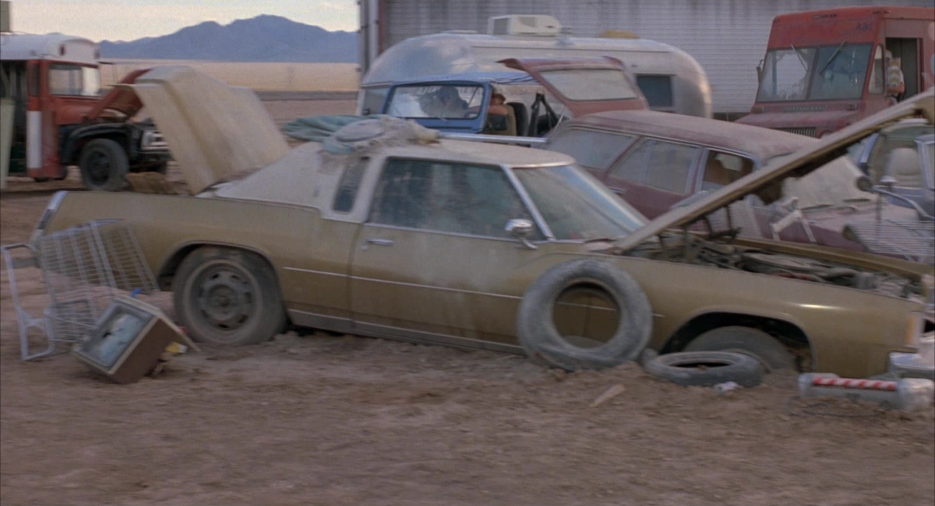 Cherry 2000 (1987), wide, 1.85:1 — film still