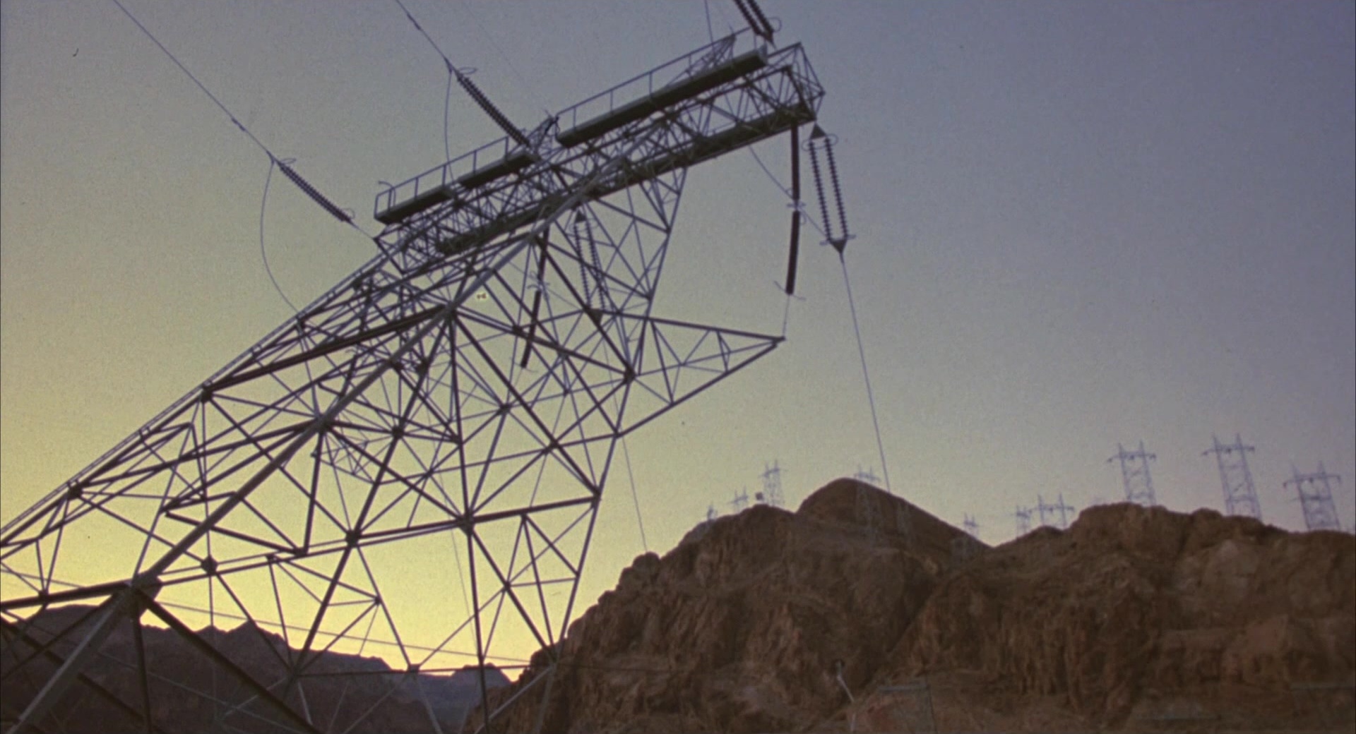 Cherry 2000 (1987), wide, 1.85:1 — film still