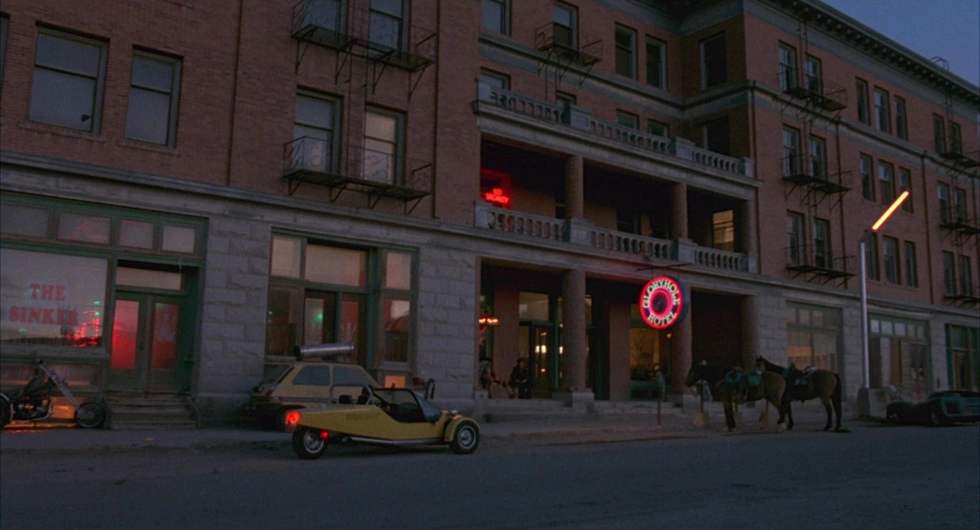 Cherry 2000 (1987), wide, 1.85:1 — film still