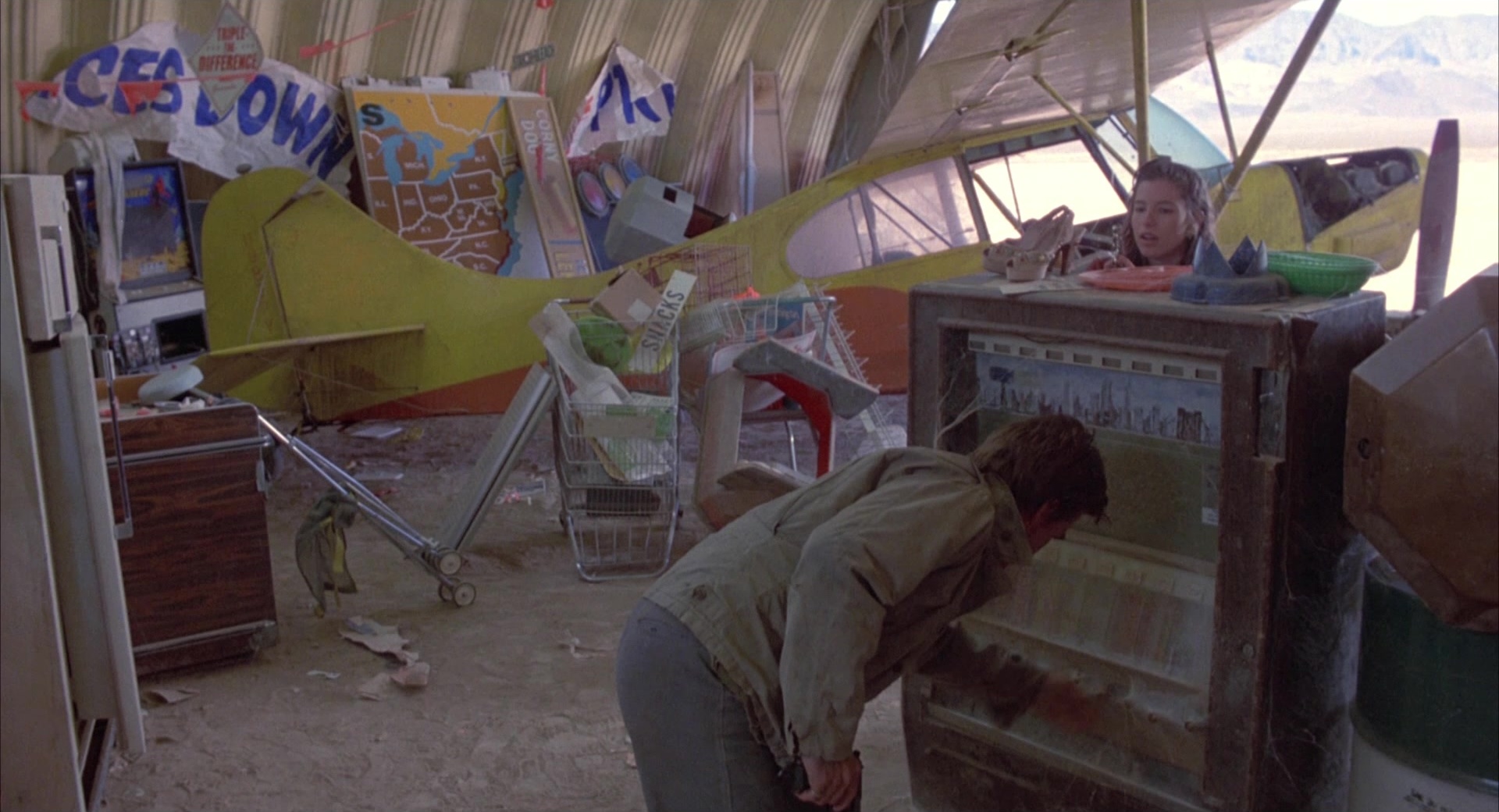 Cherry 2000 (1987), wide, 1.85:1 — film still
