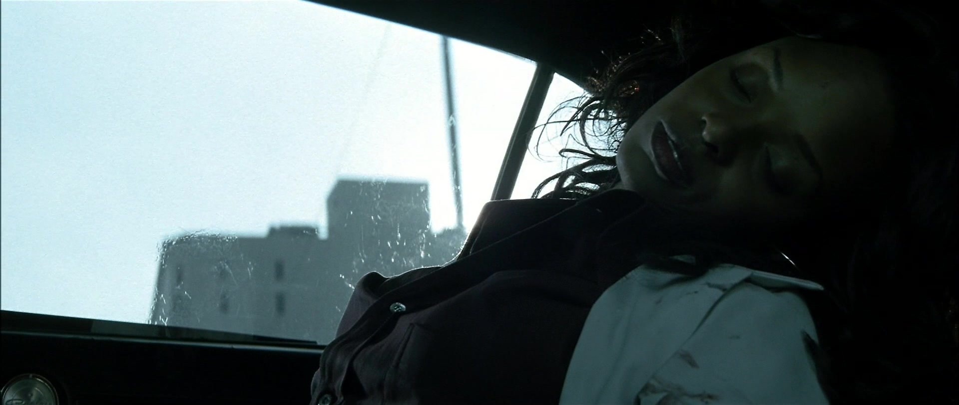 Blade (1998), wide, 2.36:1 — film still
