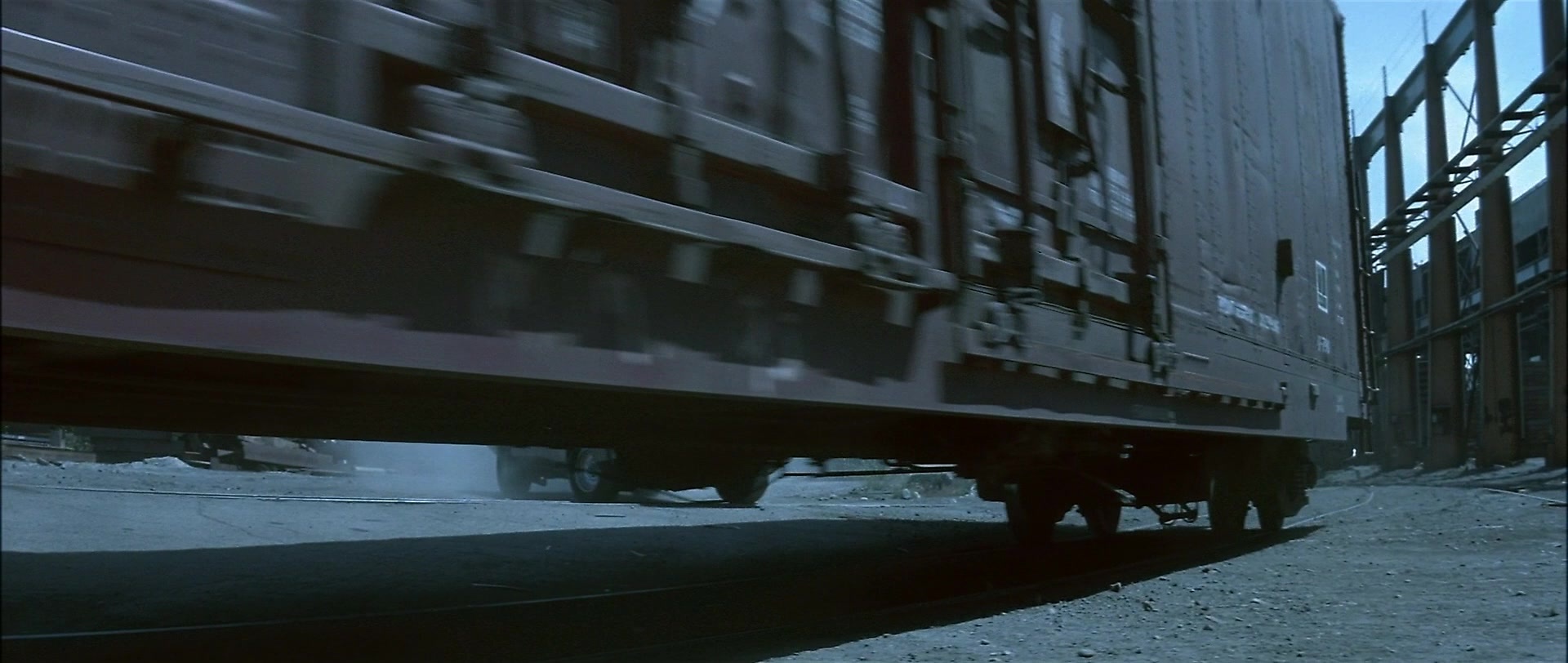 Blade (1998), wide, 2.36:1 — film still