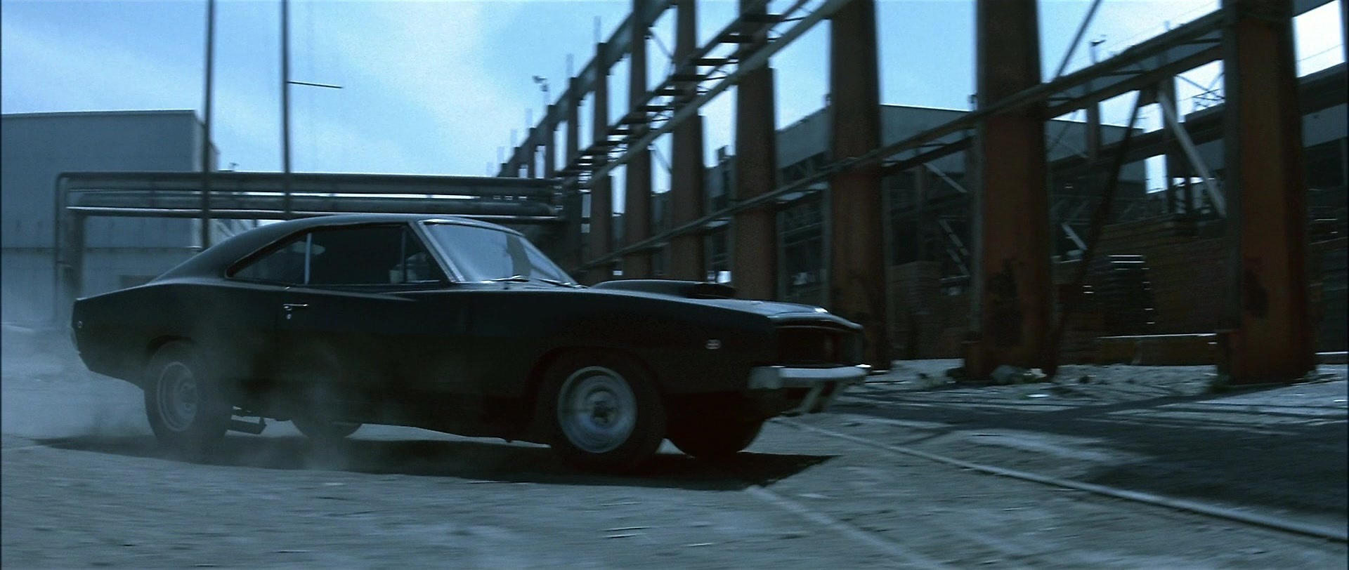 Blade (1998), unknown, 2.36:1 — film still