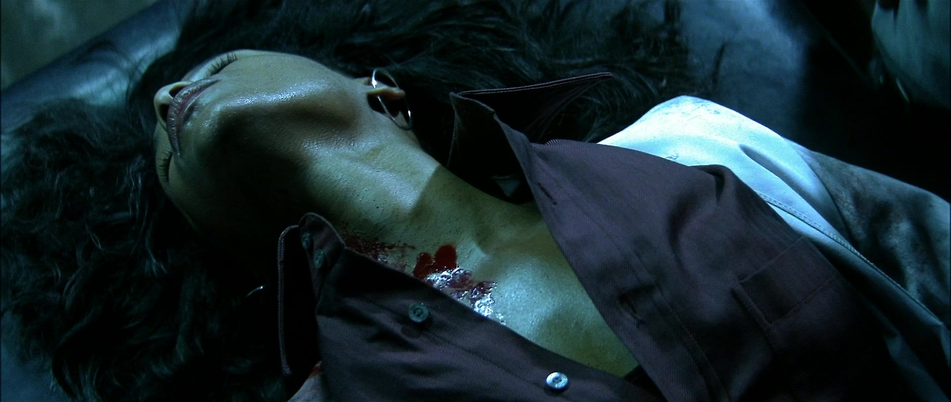 Blade (1998), wide, 2.36:1 — film still