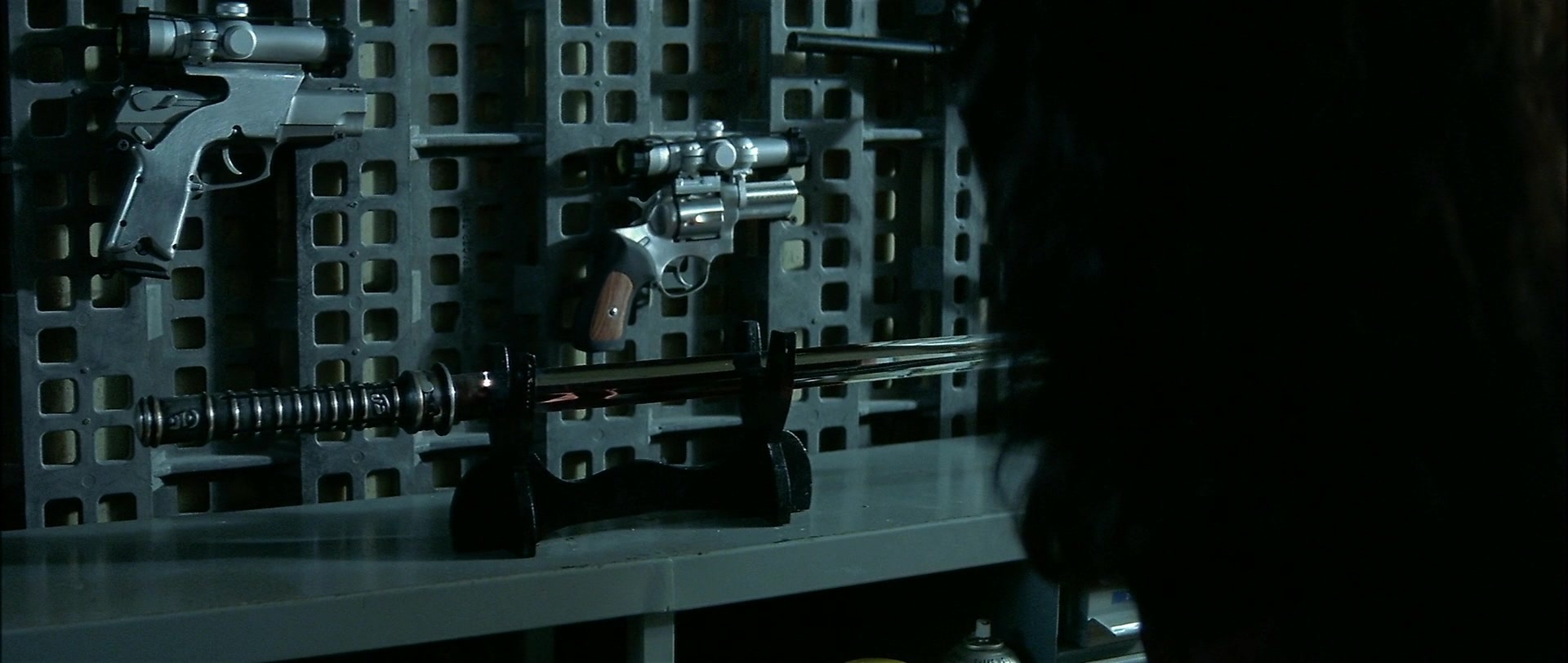 Blade (1998), wide, 2.36:1 — film still