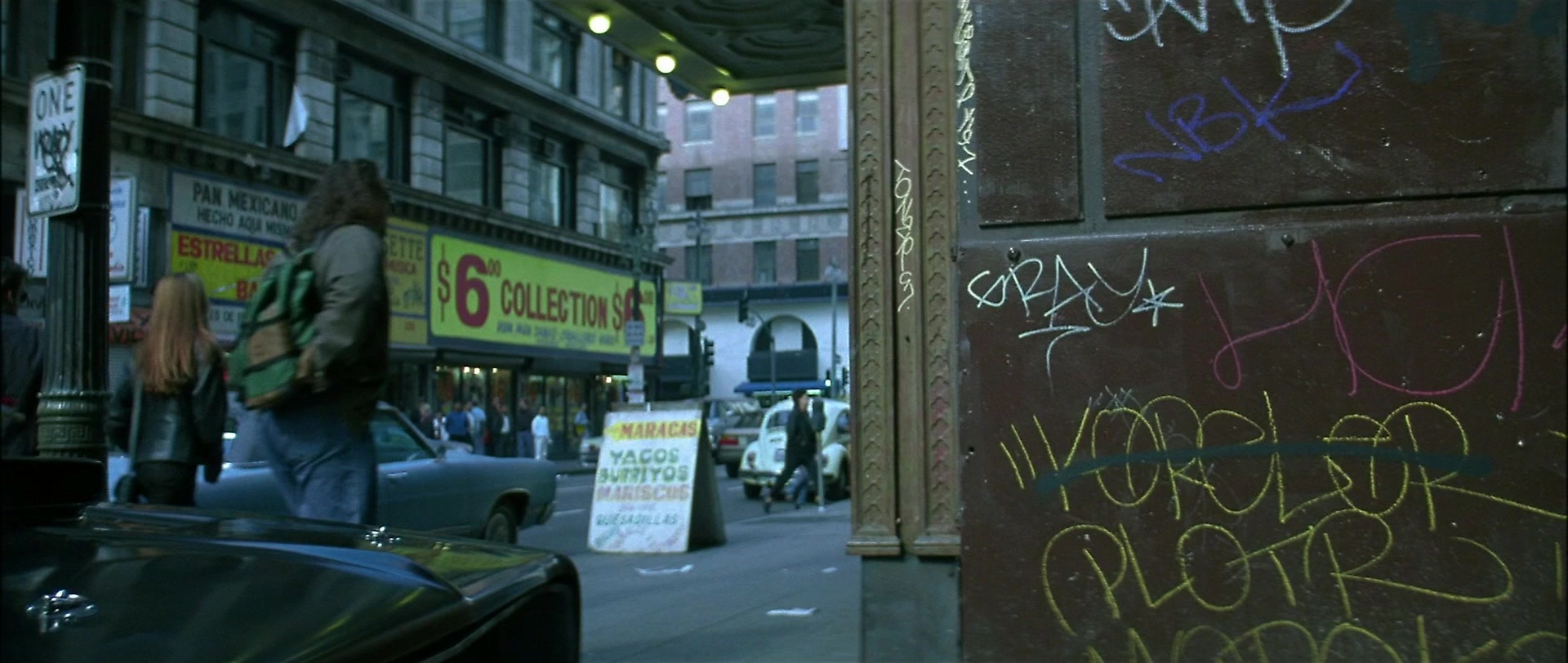Blade (1998), wide, 2.36:1 — film still