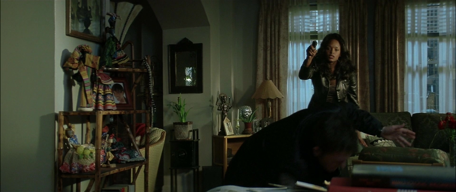 Blade (1998), wide, 2.36:1 — film still