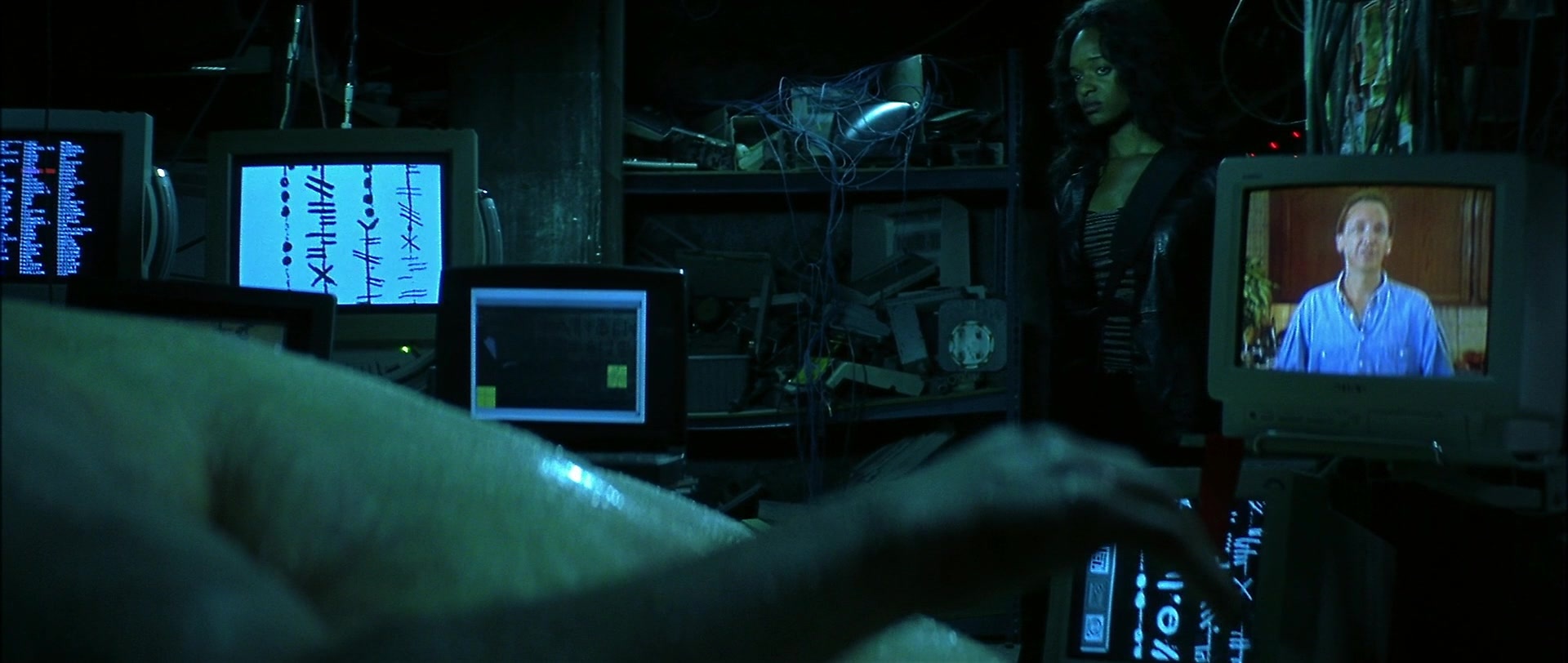 Blade (1998), wide, 2.36:1 — film still