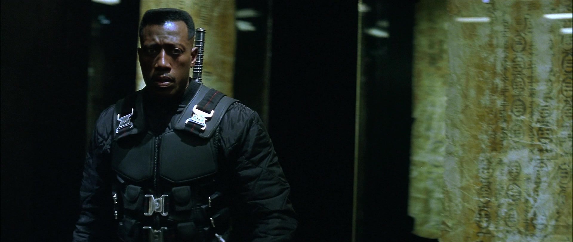 Blade (1998), wide, 2.36:1 — film still