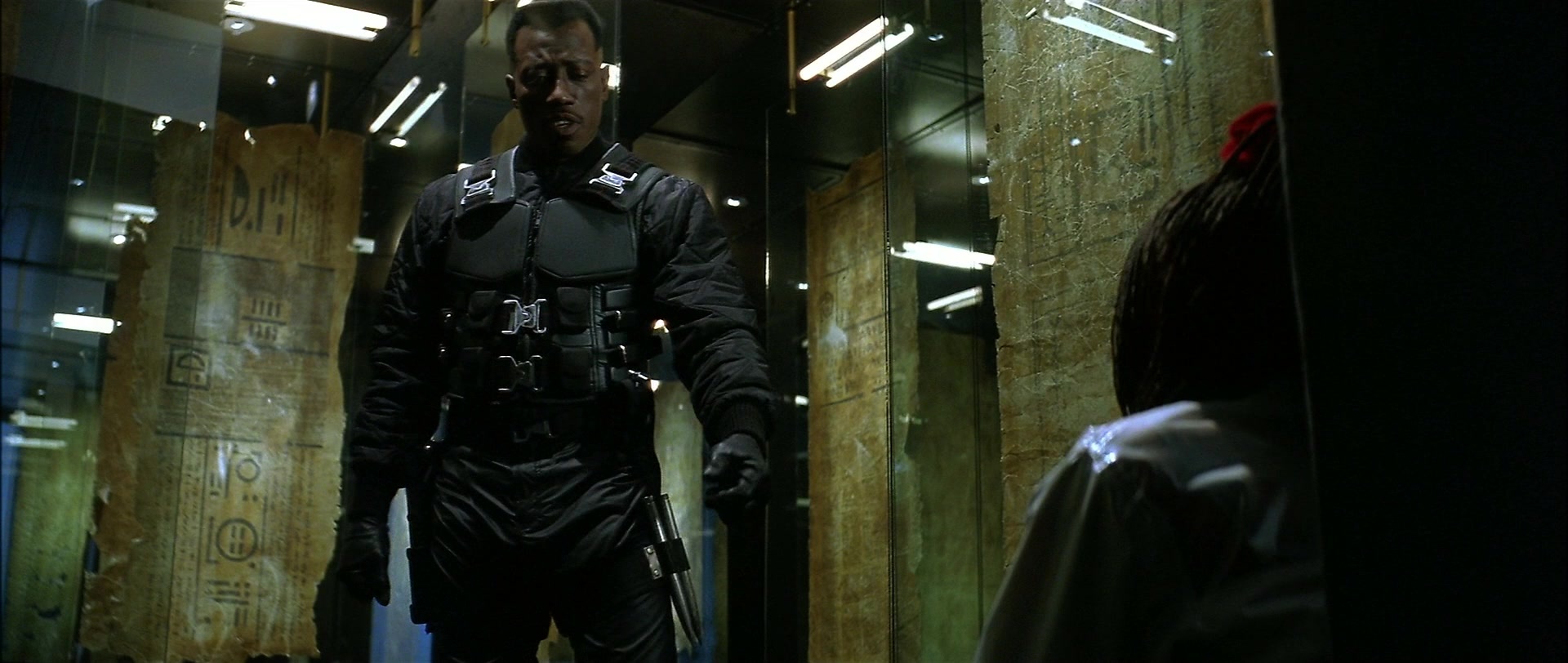 Blade (1998), wide, 2.36:1 — film still