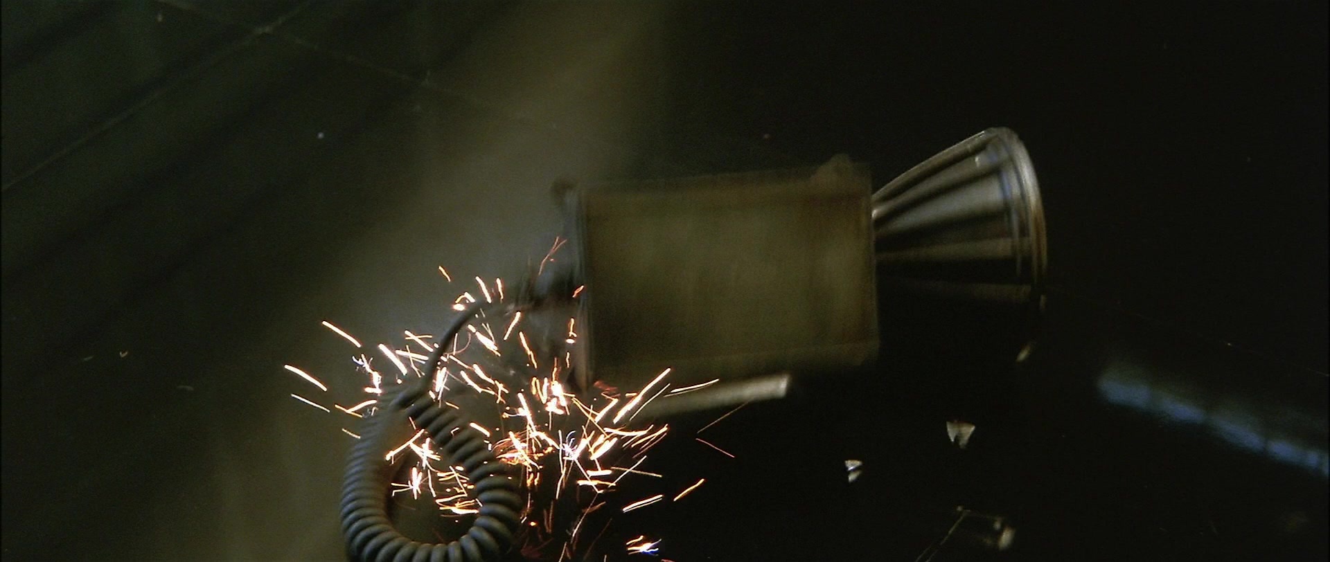 Blade (1998), unknown, 2.36:1 — film still