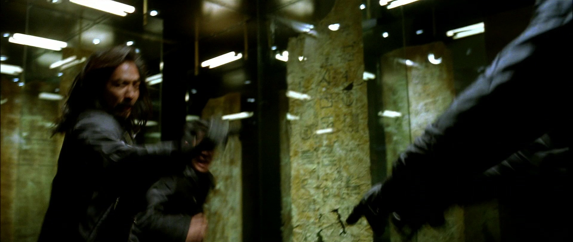Blade (1998), wide, 2.36:1 — film still