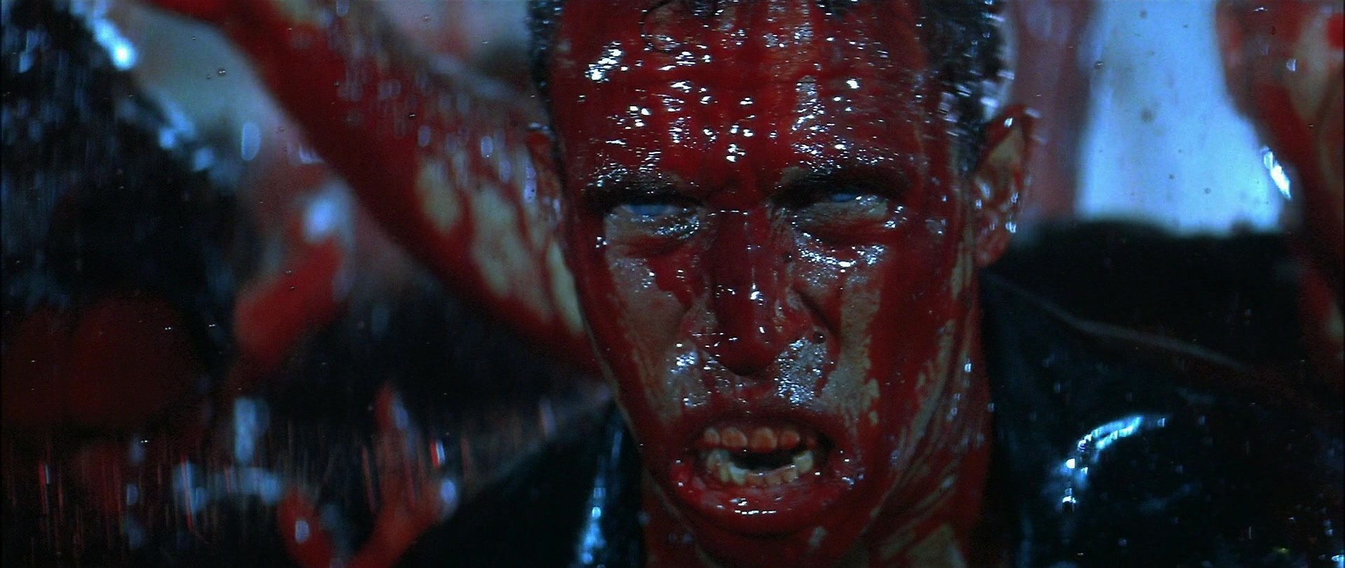 Blade (1998), wide, 2.36:1 — film still