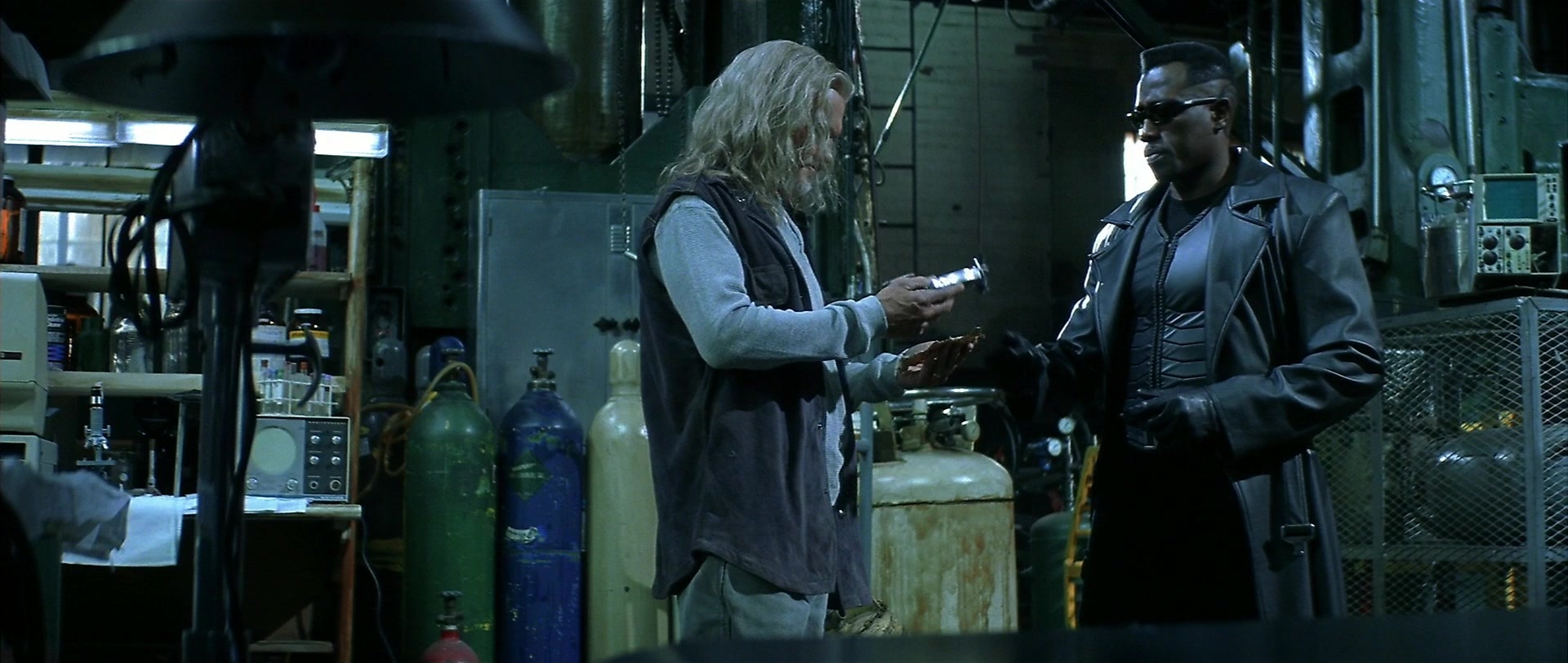 Blade (1998), wide, 2.36:1 — film still