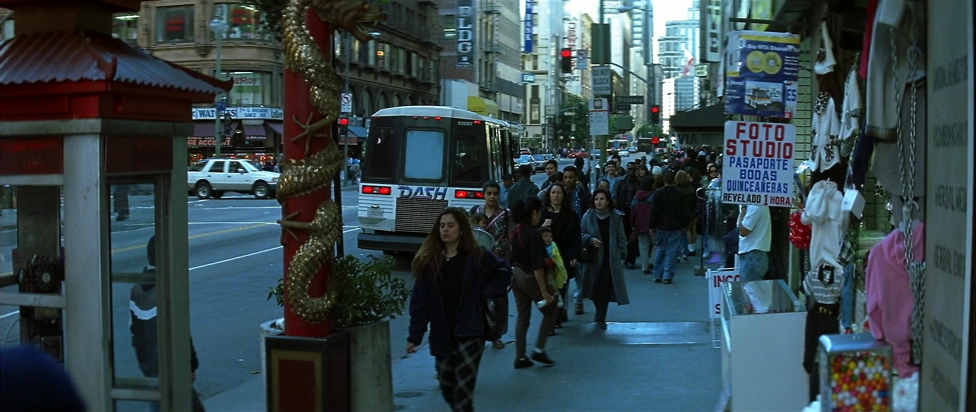 Blade (1998), wide, 2.36:1 — film still