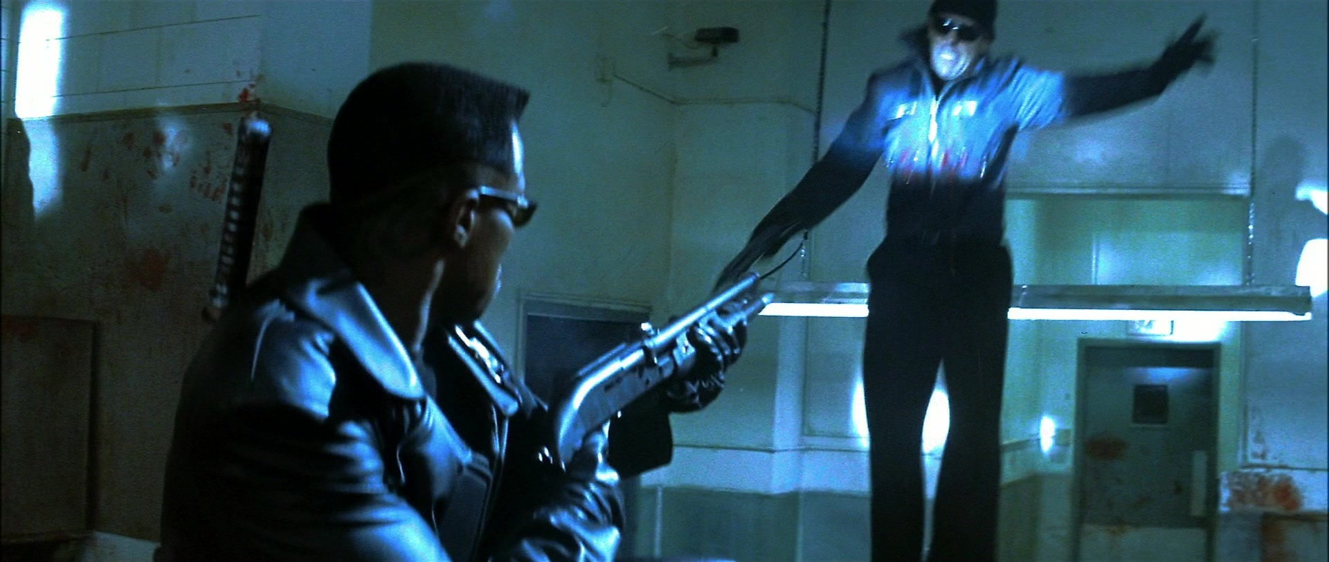 Blade (1998), wide, 2.36:1 — film still