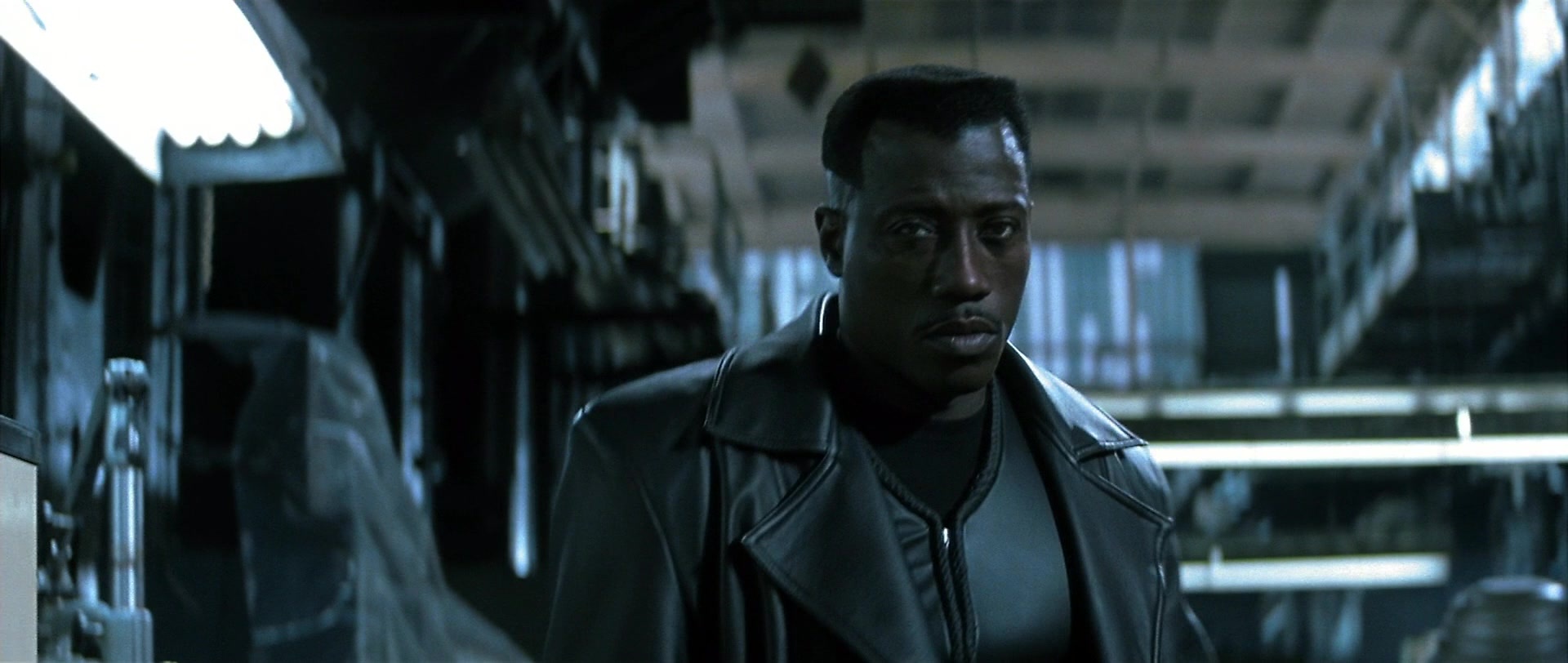 Blade (1998), wide, 2.36:1 — film still