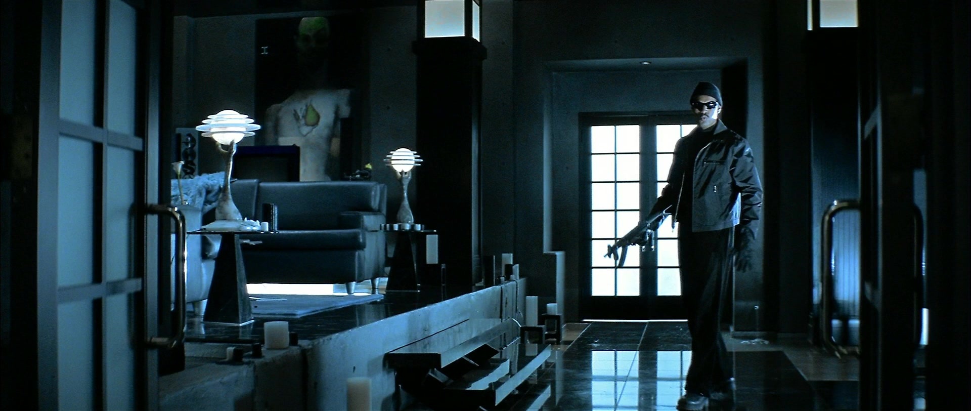 Blade (1998), wide, 2.36:1 — film still