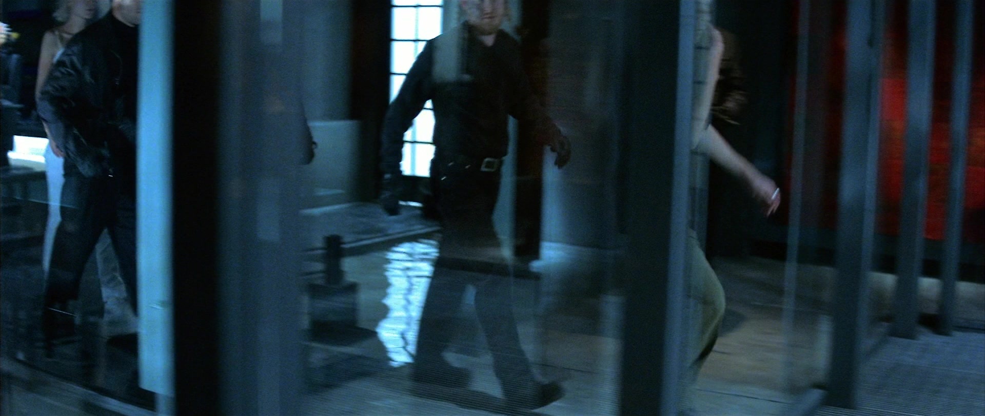 Blade (1998), wide, 2.36:1 — film still