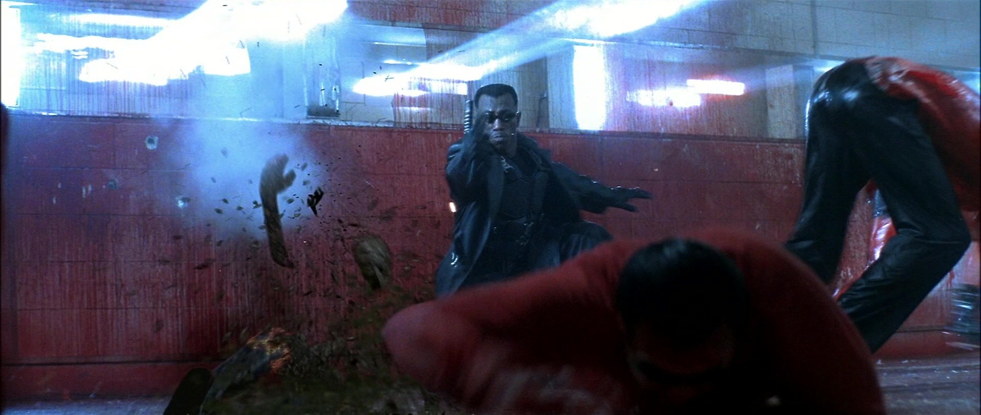 Blade (1998), wide, 2.36:1 — film still