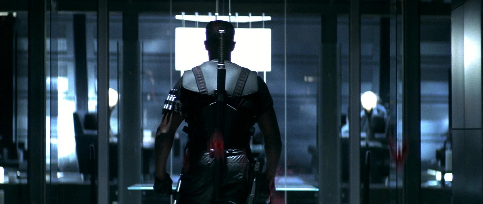 Blade (1998), wide, 2.36:1 — film still