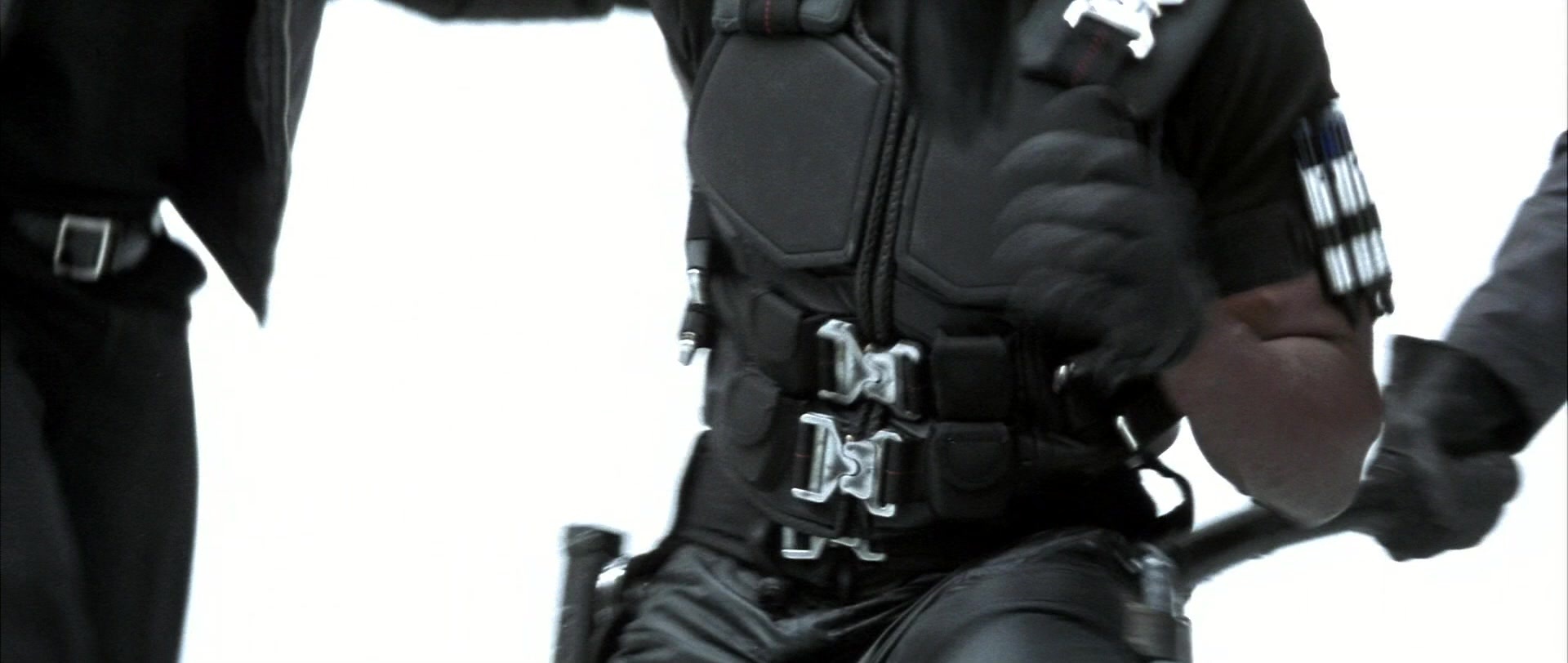 Blade (1998), wide, 2.36:1 — film still