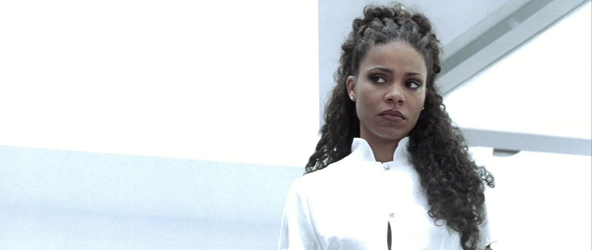 Blade (1998), medium, 2.36:1 — film still