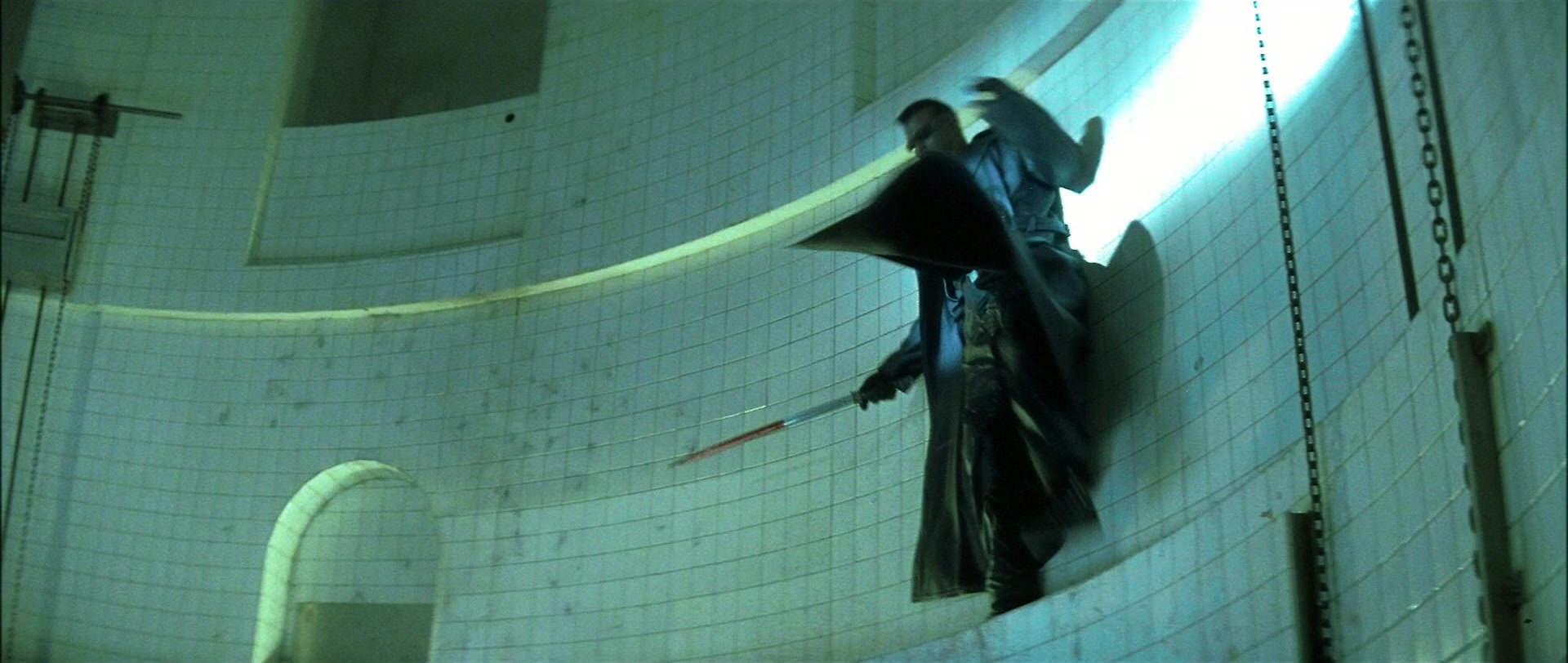 Blade (1998), wide, 2.36:1 — film still