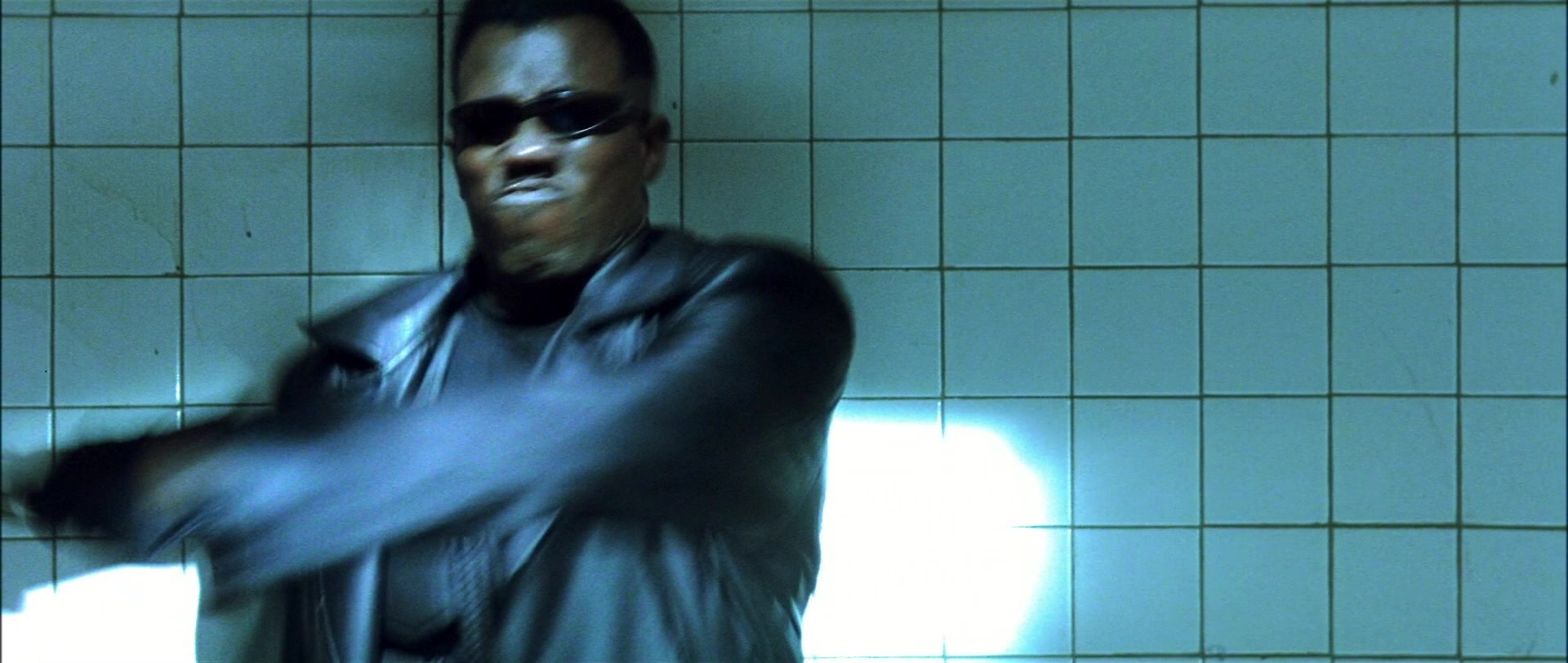 Blade (1998), wide, 2.36:1 — film still