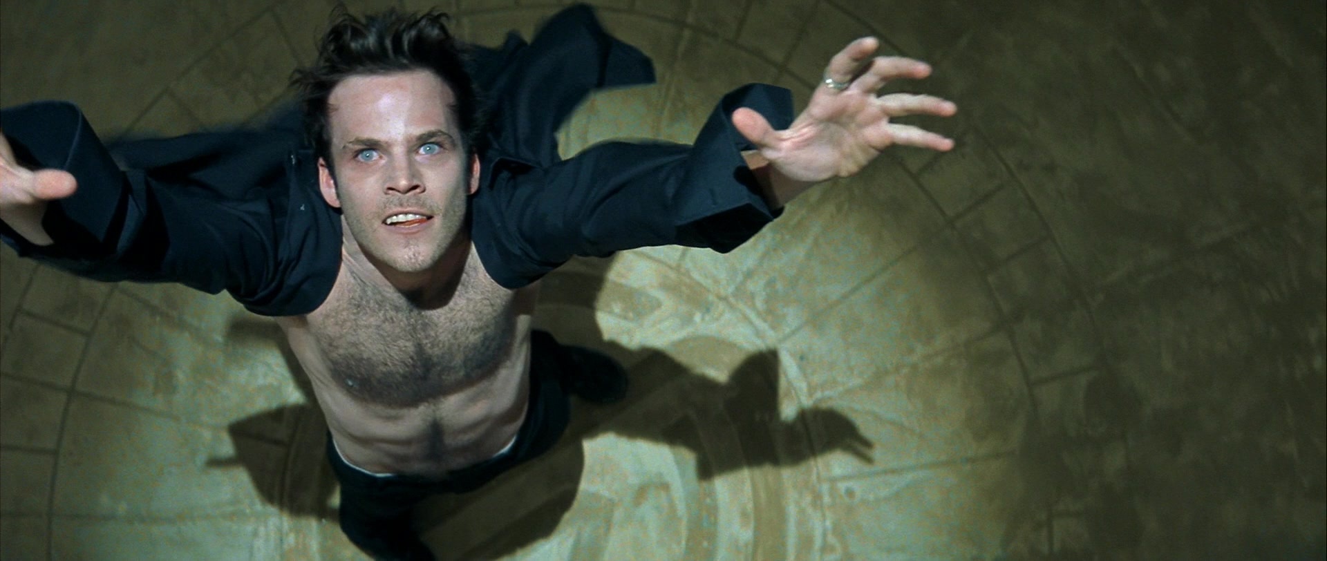 Blade (1998), wide, 2.36:1 — film still