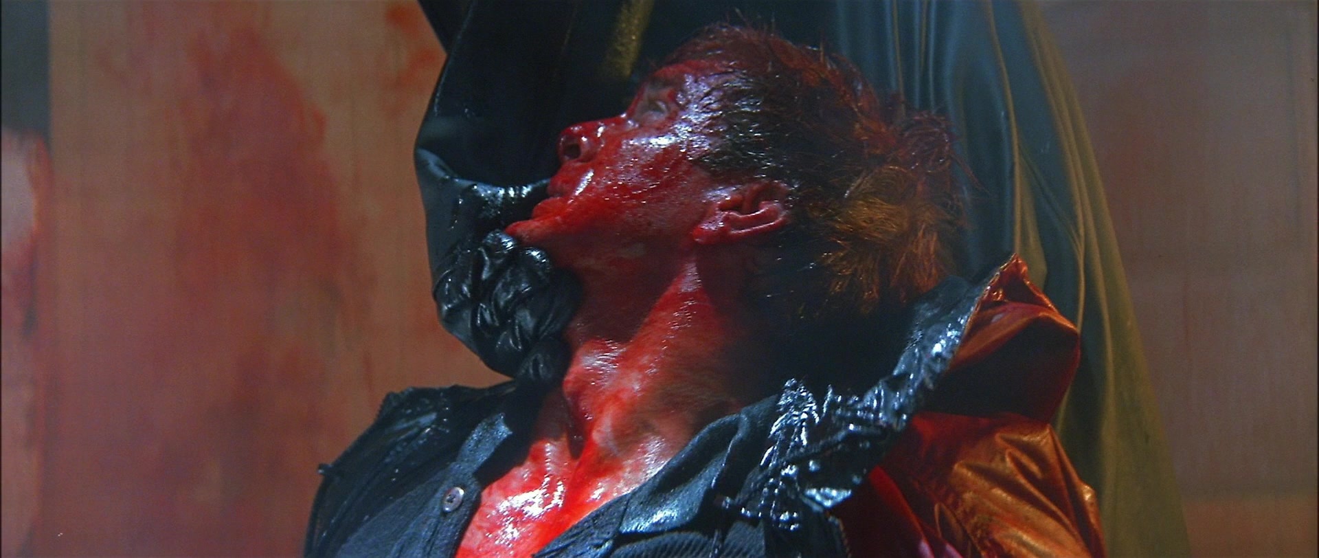 Blade (1998), wide, 2.36:1 — film still