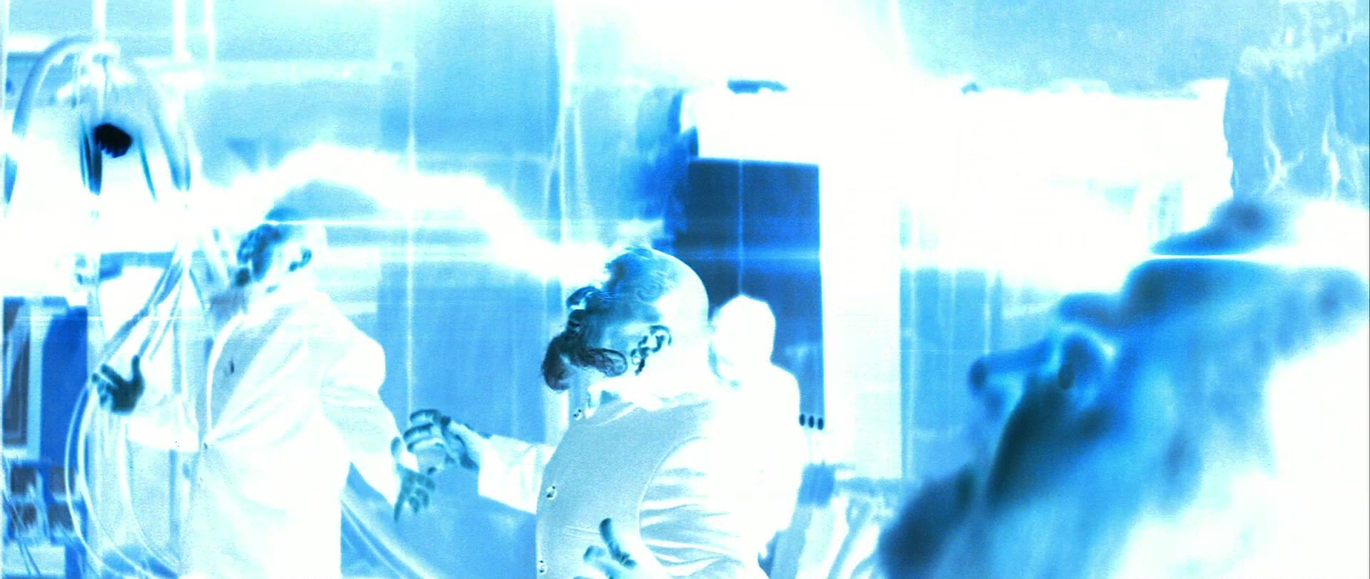 Blade (1998), wide, 2.36:1 — film still