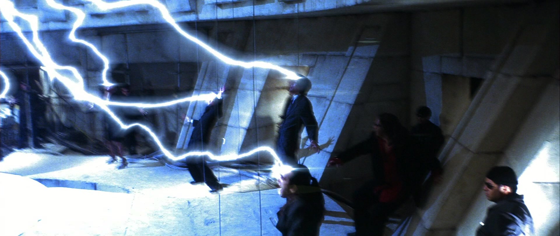 Blade (1998), wide, 2.36:1 — film still