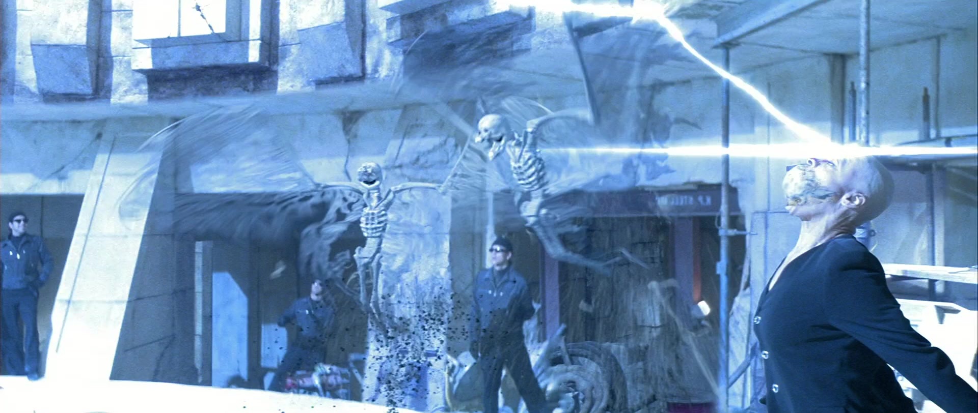 Blade (1998), wide, 2.36:1 — film still