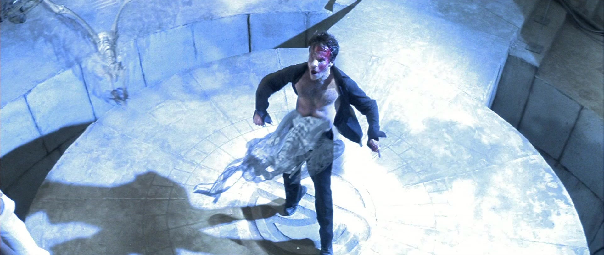 Blade (1998), wide, 2.36:1 — film still