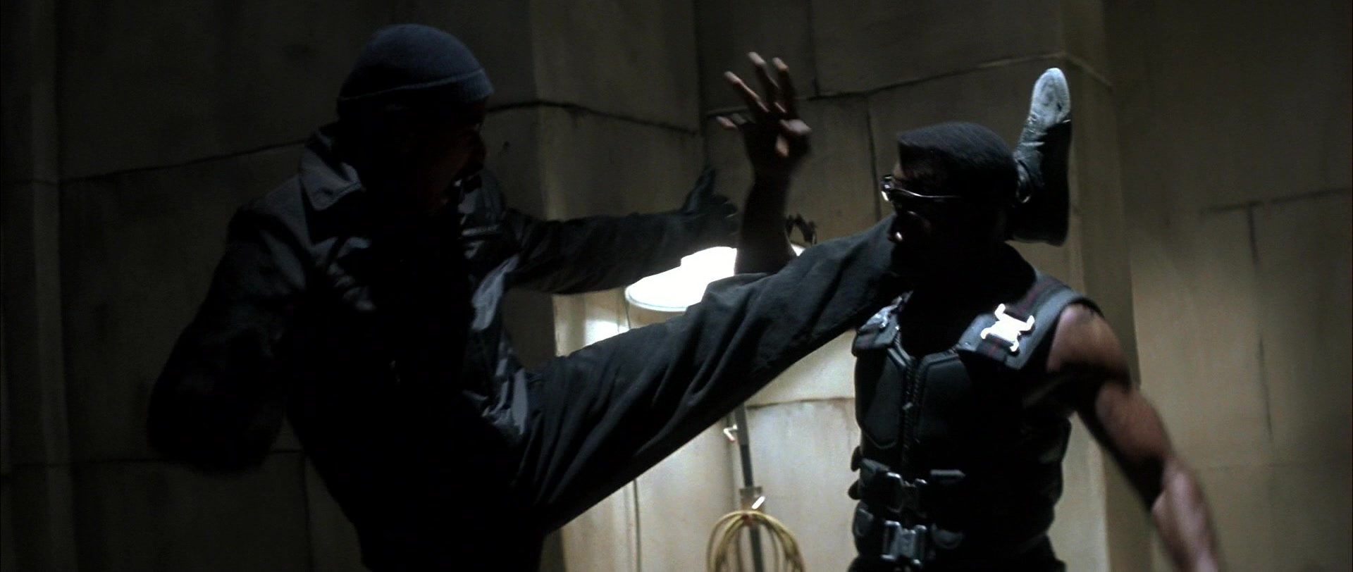 Blade (1998), unknown, 2.36:1 — film still