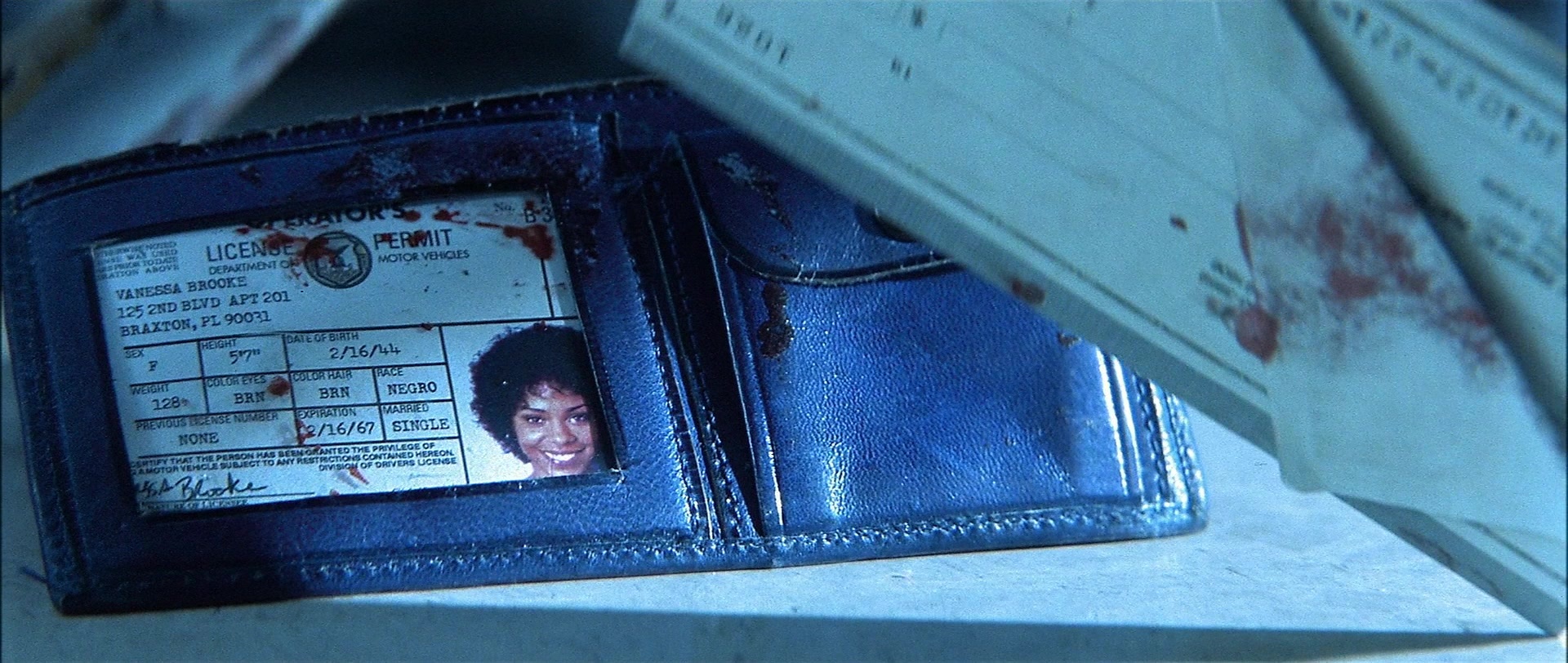 Blade (1998), wide, 2.36:1 — film still